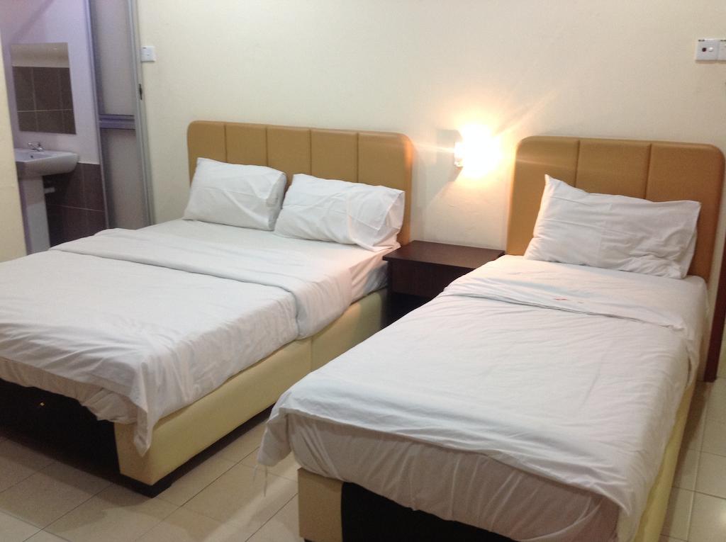 Dg One Stop Budget Hotel Ipoh Room photo